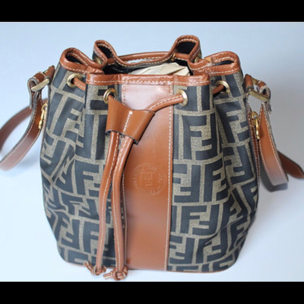 Vintage fendi bag